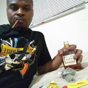 Meet your Posher, Earnest